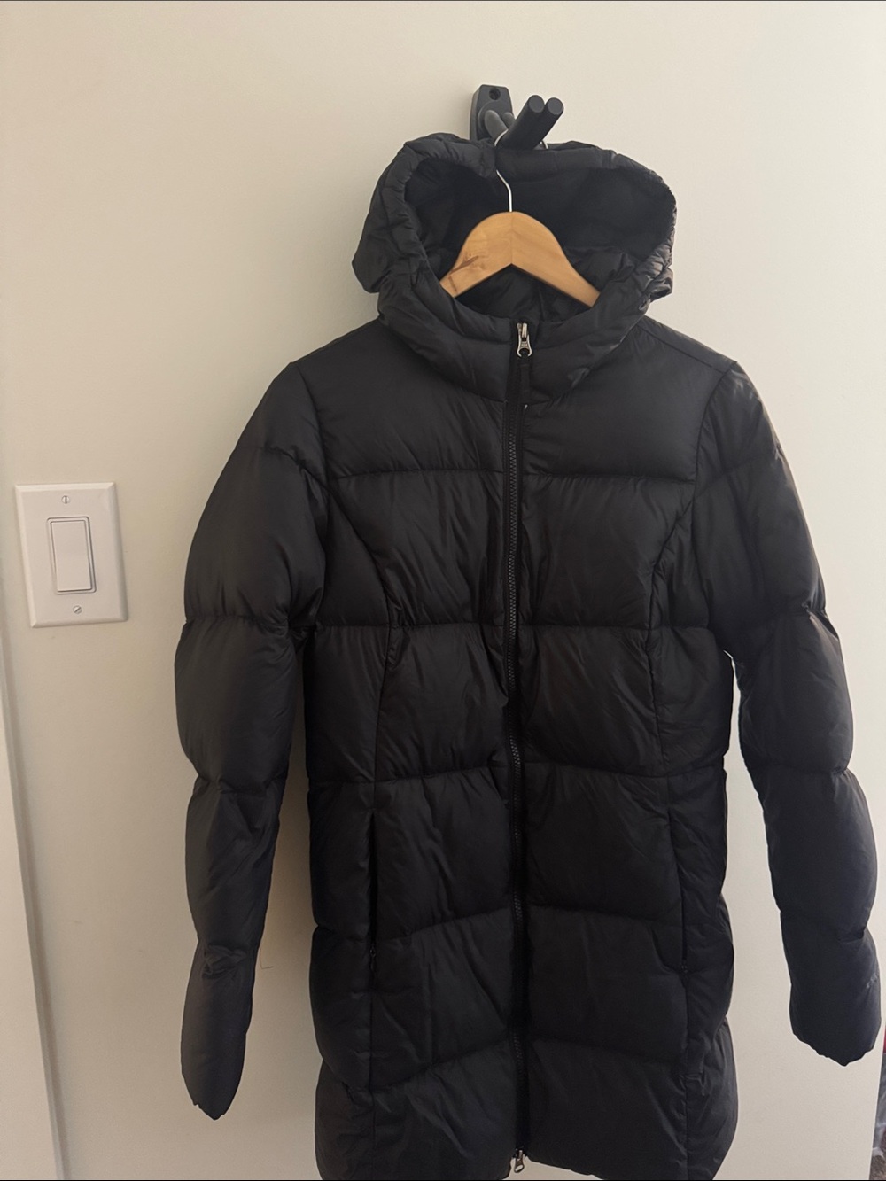 Eddie Bauer Black Hooded Women's Puffer Coat